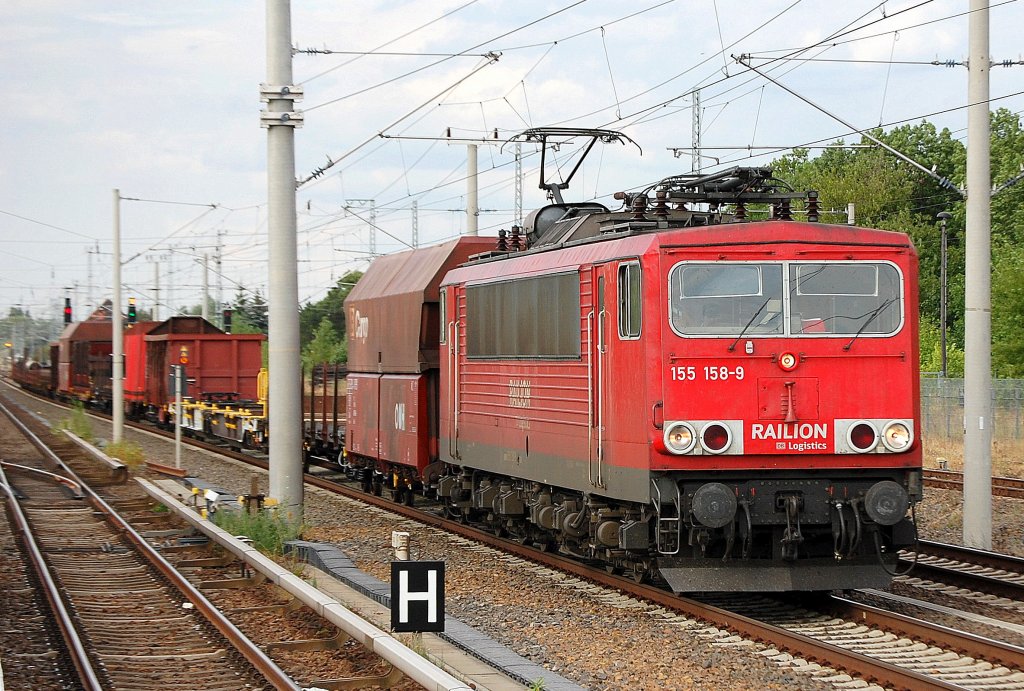 155 158-9 mit gemischtem Gterzug Richtung Berlin Innenstadt, 16.07.10 Berlin-Blankenburg.