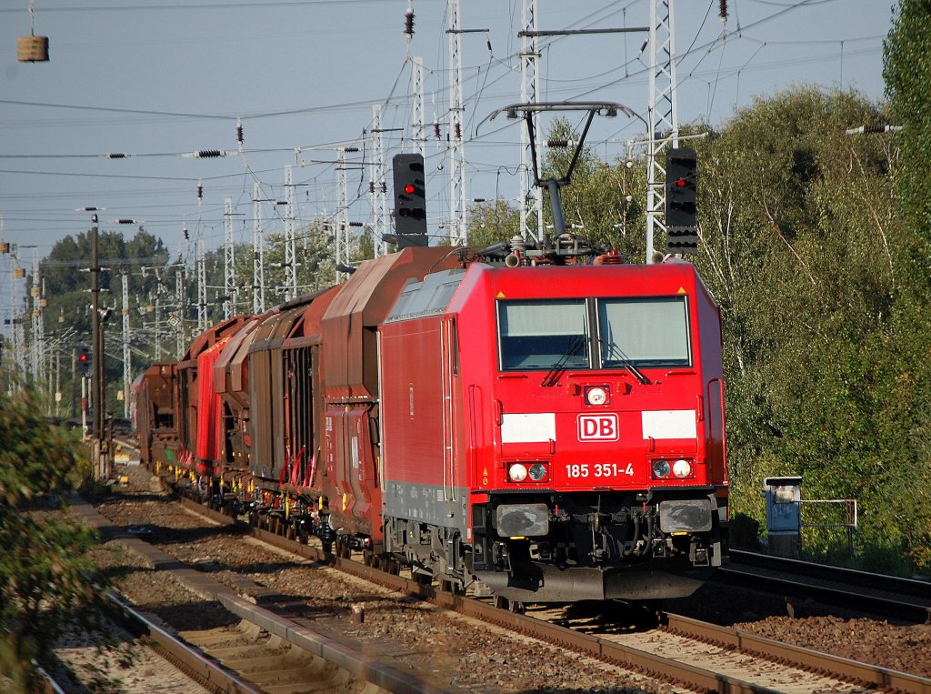 185 351-4 mit einem gemischten Gterzug Richtung Karower Kreuz Berlin, 08.09.09
