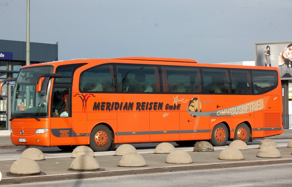 MB TRAVEGO Reisebus vom Veranstalter MERIDIAN REISEN GmbH, 26.09.12 Berlin-Beusselbrcke.  