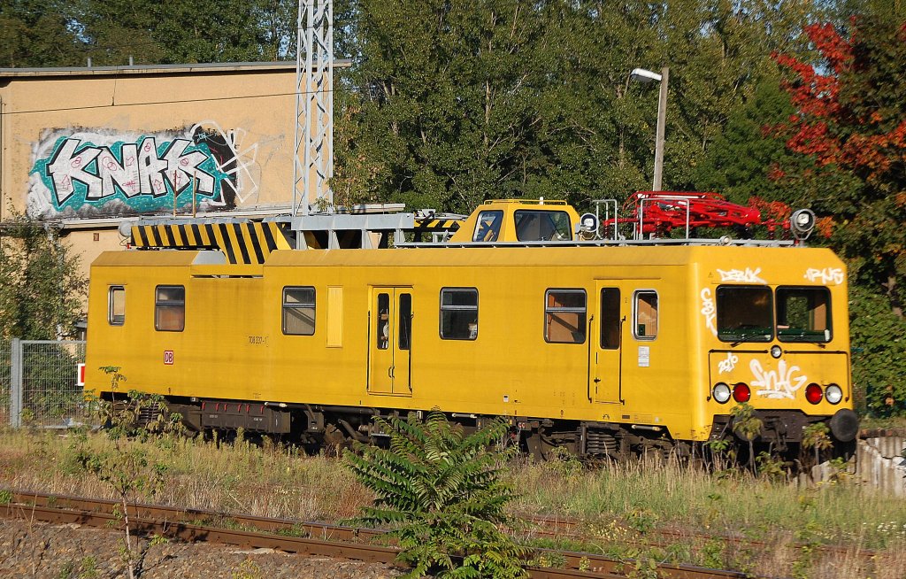 ORT 708 337-1 der DB abgestellt auf einem Nebengleis in Berlin-Blankenburg, 22.09.10