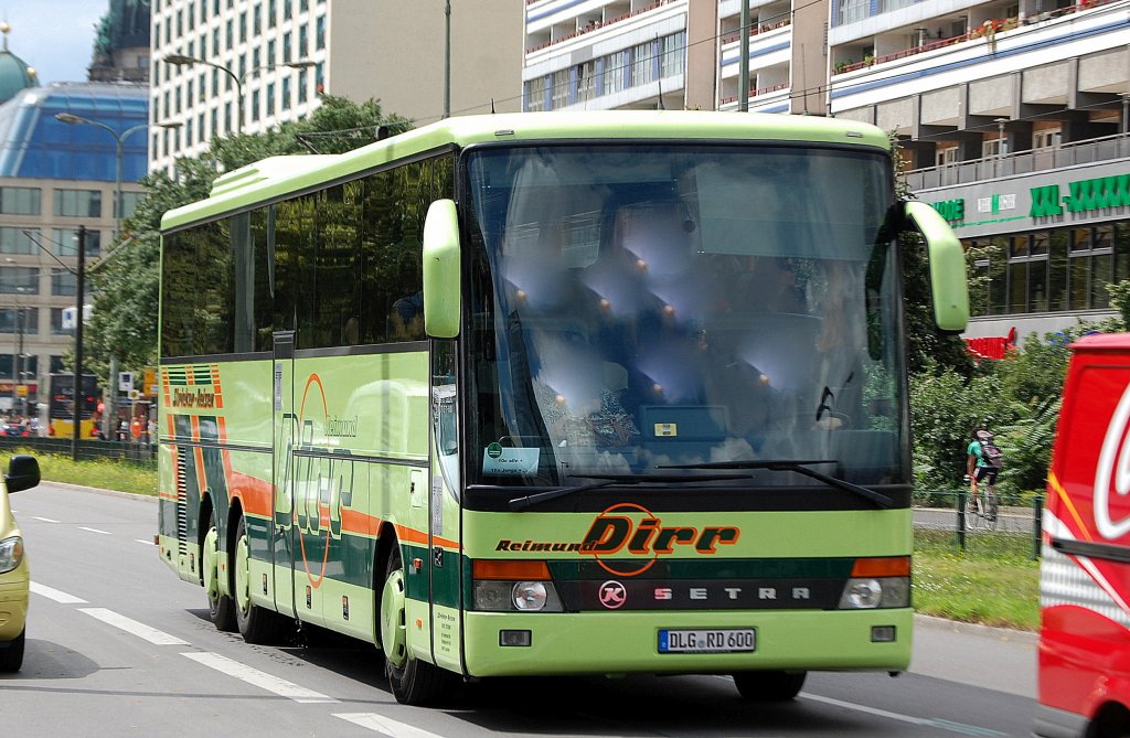 SETRA S 317 GT-HD Reisebus Fa. Reimund Dirr, 09.07.12 Berlin-Alexanderplatz.