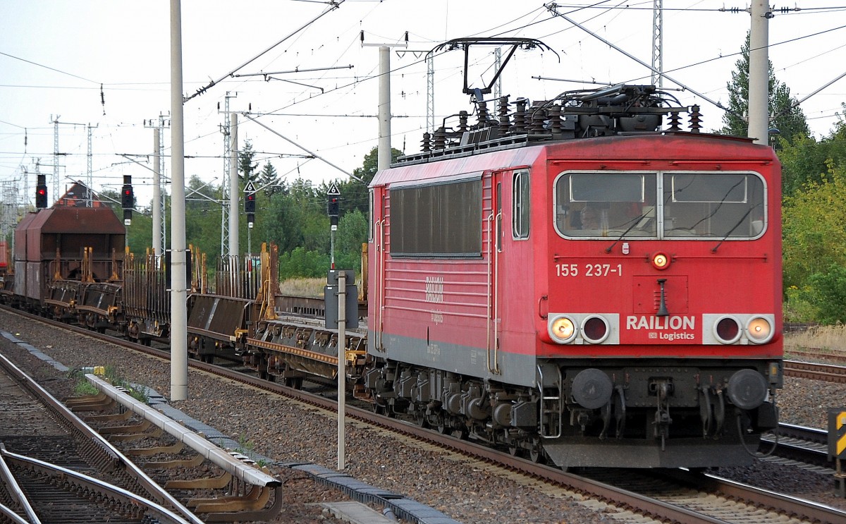 155 237-1 mit gemischtem Gterzug am 21.08.13 Berlin-Blankenburg.