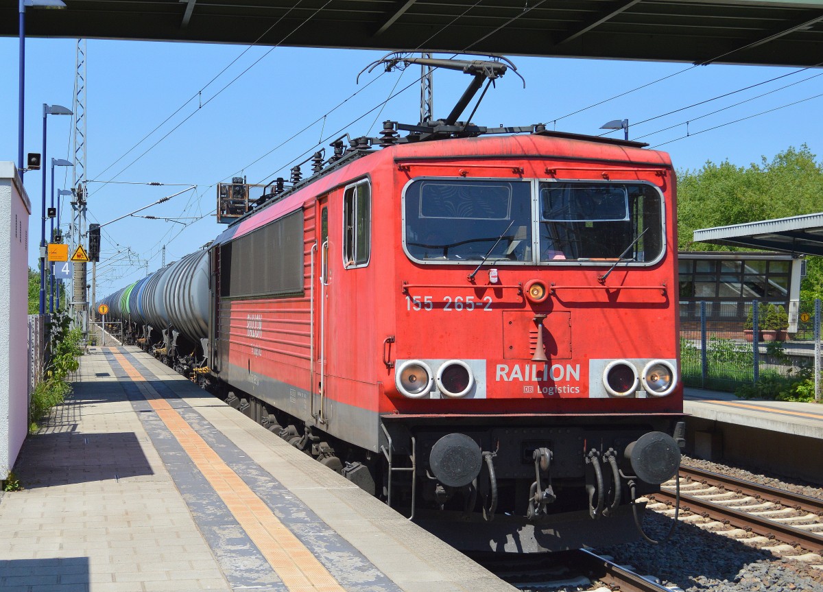 155 265-2 mit Kesselwagenzug Durchfahrt Bhf. Berlin-Hohenschönhausen am 04.07.14