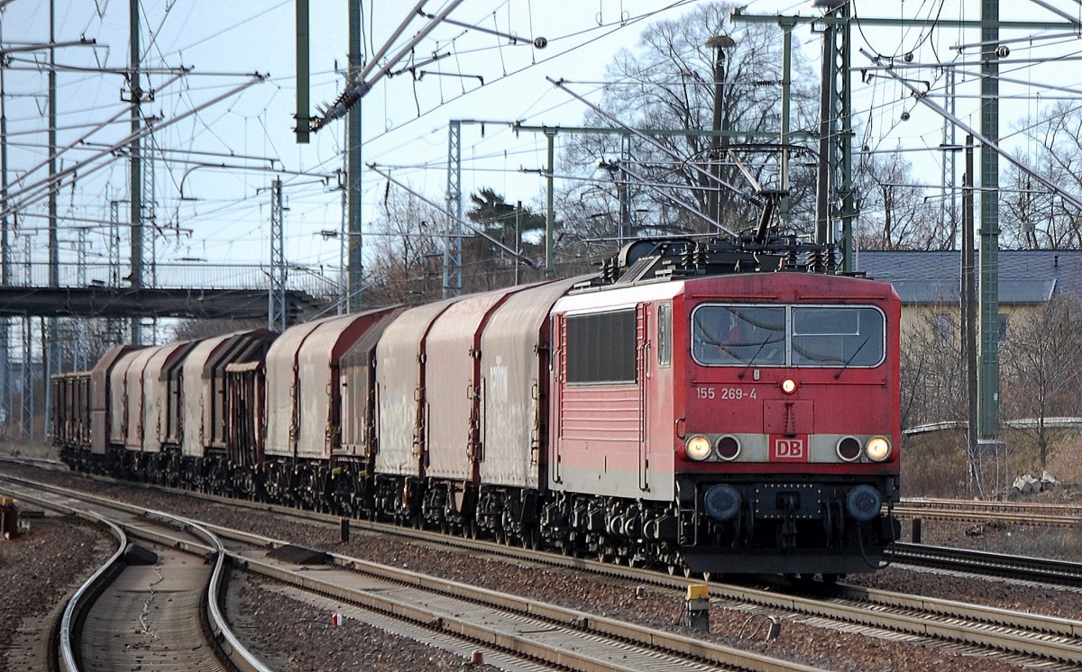 155 269-4 mit einem gemischten Güterzug am 04.01.14 Bhf. Flughafen Berlin-Schönefeld.