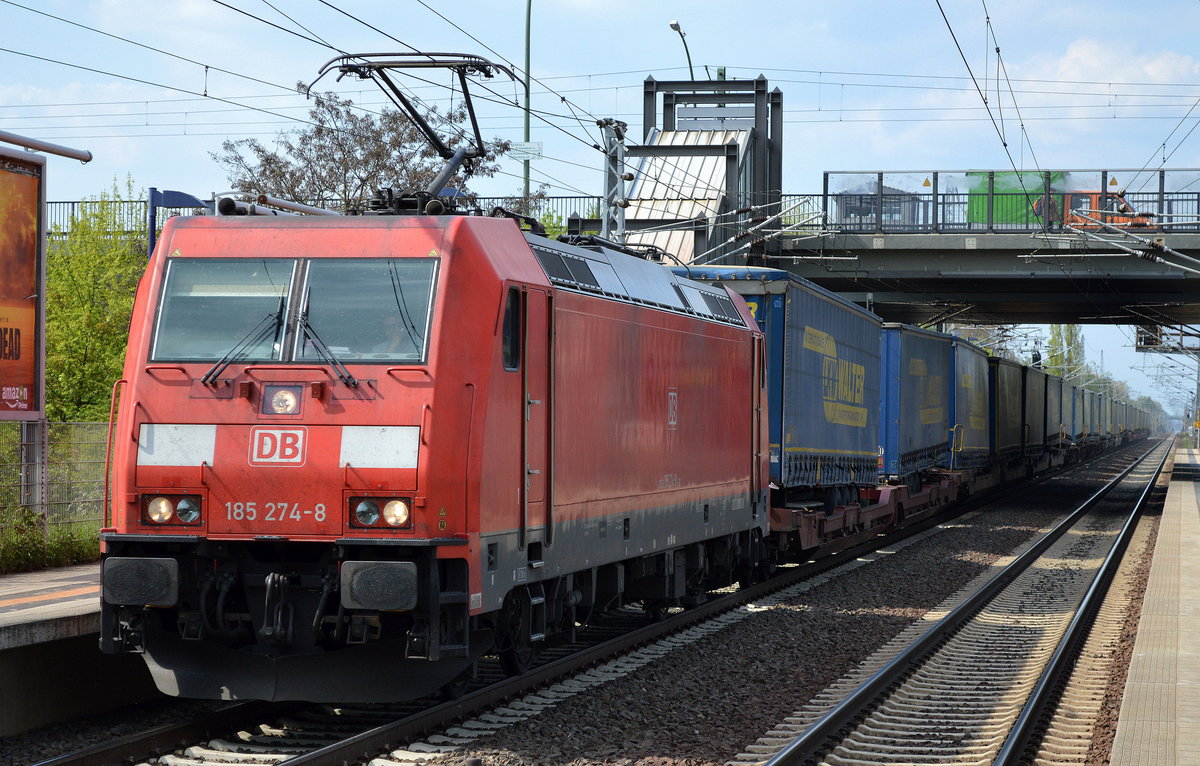 185 274-8 mit KLV-Zug (LKW-WAlTER Trailer) am 03.05.16 Berlin-Hohenschönhausen. 