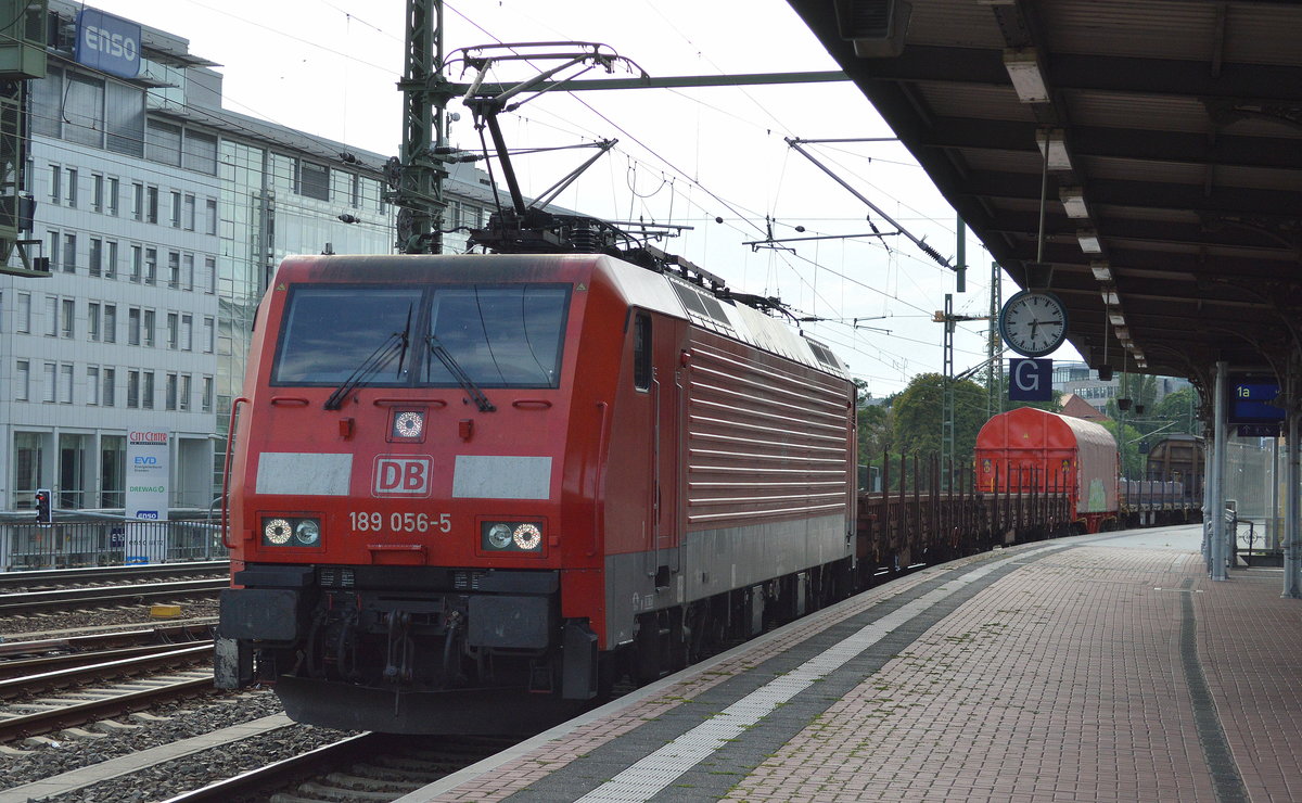 189 056-5 mit gemischtem Güterzug Durchfahrt Dresden Hbf, am 31.07.17