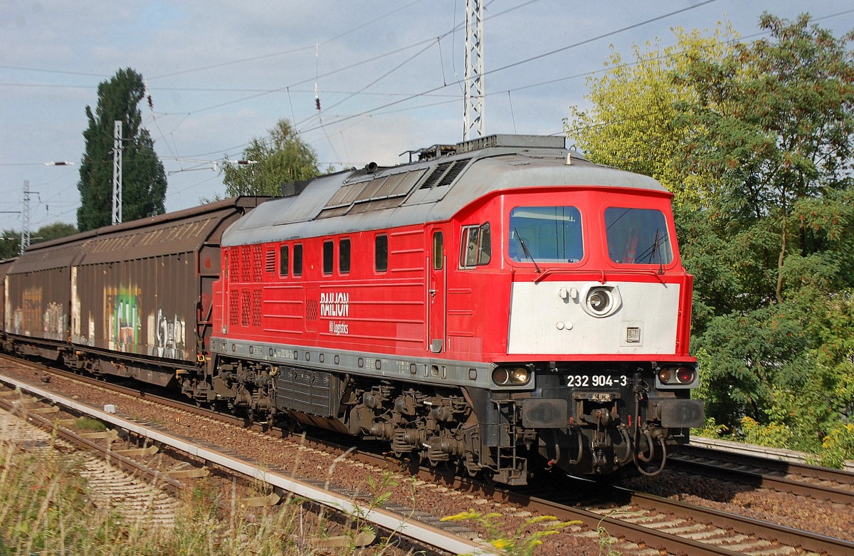 232 904-3 mit Ganzzug Schiebewandwagen (Papierzug) am 21.08.13 Berlin-Karow. 