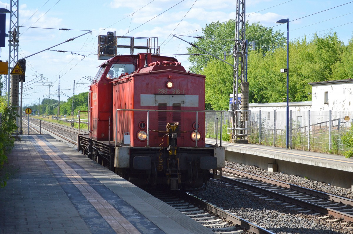 298 316-1 am 15.06.15 Bhf. Berlin-Hohenschönhausen.