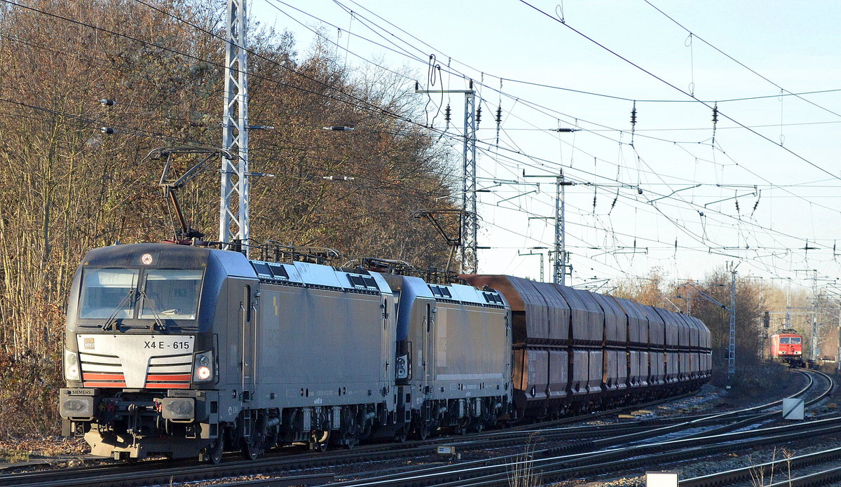 Die DB Cargo mit der MRCE Doppeltraktion 193 615-2 (X4 E - 615) + 193 610-3 (X4 E - 610) und Erzzug am 29.11.16 in Berlin-Grünau Richtung Königs-Wusterhausen.