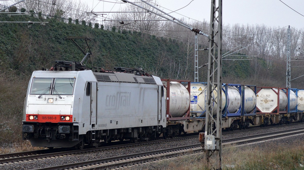 Die zweite Ex-Crossrail bei ITL, 185 580-8  (NVR-Number: 91 80 6185 580-8 D-ITL, Bombardier Bj.2007) mit Containerzug am 15.01.16 Berlin-Hohenschönhausen.