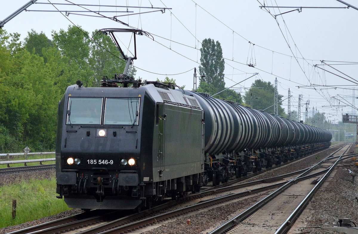 EG muss eine gute Auftragslage im Moment besitzen, sie hat nun auch die MRCE 185 546-9 angemietet, hier mit Kesselwagenzug (leer) Richtung Stendell am 26.05.16 Berlin-Hohenschönhausen.