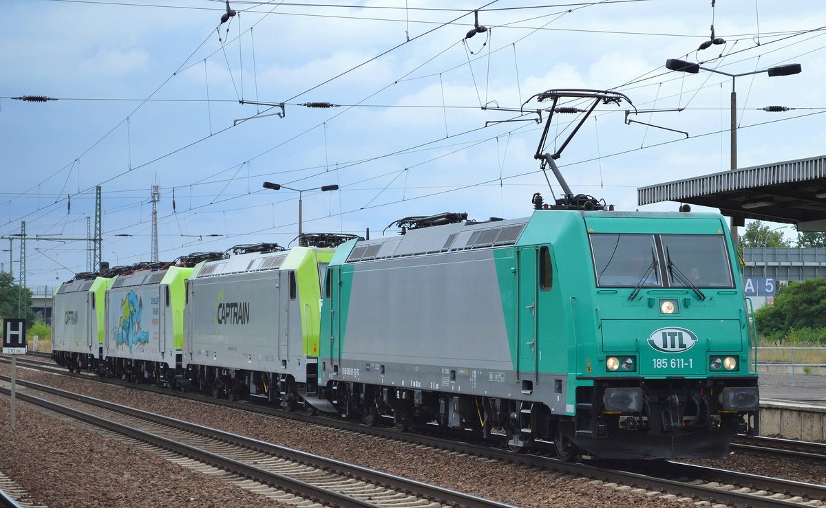 Ein ITL/Captrain Lokzug mit 185 611-1 als Zuglok mit 185 562-6, 185 578-2 und 185 580-8 am haken am 02.08.16 Durchfahrt Bf. Flughafen Berlin-Schönefeld.