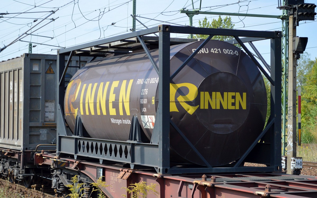 Ein weiterer Kesselcontainer von RINNEN lt. Aufschrift Nitrogen inside am 03.09.14 Bhf. Flughafen Berlin-Schönfeld.