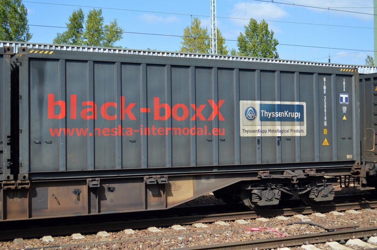 Hier ein black-BoxX Container für die Fa. ThyssenKrupp im Einsatz, 03.09.14 Bhf. Flughafen Berlin-Schönefeld.