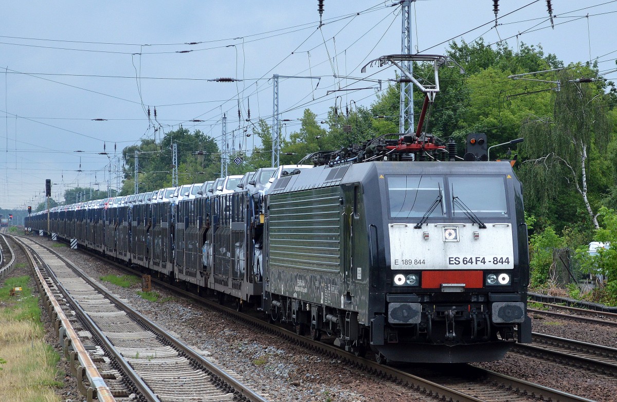 MRCE Dispolok E 189-844/ES 64 F4-844 der PKP Cargo mit PKW-Transportzug am 08.07.15 Berlin-Hirschgarten.