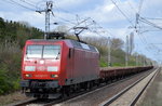145 071-7 mit einem Güterzug altem Gleisschotter am 07.04.16 Berlin-Hohenschönhausen.