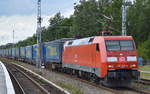 BR 152/582015/152-162-4-mit-klv-zug-lkw-walter 152 162-4 mit KLV-Zug (LKW WALTER Trailer) am 14.07.17 Mühlenbeck bei Berlin.