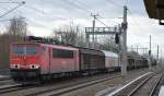 BR 155/410893/155-135-7-mit-gemischtem-gueterzug-am 155 135-7 mit gemischtem Güterzug am 02.03.15 Berlin-Blankenburg.