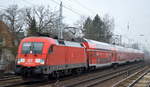 RE1 mit 182 022-4 am 23.01.18 Richtung Frankfurt/Oder in Berlin-Hirschgarten.