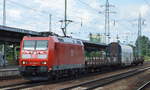 185 043-7 mit einer Überführungfahrt vom Bombardier-Werk in Hennigsdorf mit einem Doppelstockwagen-Segment (Restaurant-Wagen) für den Twindexx Swiss Express in der Schweiz am 14.06.16
