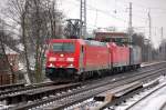 Lokzug mit DB/Green Cargo 185 333-9 mit zwei RBH 143érn am Haken, RBH 130/143 273-1 + RBH 116/143 573-4 Richtung Bernau, 22.01.14 Berlin-Karow.