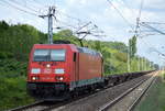 BR 185.3/585696/185-351-4-mit-containerzug-leer-am 185 351-4 mit Containerzug (leer) am 27.07.17 BErlin-Hohenschönhausen.