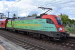 br-182-siemens-es64u2/917974/db-regio-ag---region-nordost DB Regio AG - Region Nordost, Fahrzeugnutzer: Regionalbereich Berlin/Brandenburg, Potsdam it ihrem Werbetaurus '182 023-2' [NVR-Nummer: 91 80 6182 023-2 D-DB] als Schublok des RB24 nach Eberswalde Hbf. am 11.06.26 im Bahnhof Berlin-Hohensch�nhausen.
