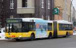 busse-aller-typen-neue-u-historische/110316/man-gn-03-ng-313-bvg MAN GN 03 (NG 313) BVG Nr. 4012 auf der Linie M27 S+U Pankow, 22.12.10 Berlin-Pankow.