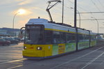 Tram der Berliner Verkehrsbetriebe (BVG Nr. 1564) vom Typ GT6U 96 einst gebaut von Adtranz Bj.1997 Modernisierung von Cegelec 2015 als Linie M6 am 10.11.16 Berlin Marzahn.