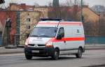 Erstsichtung fr mich, ein Renault KTW mit Berliner Kennzeichen mit der Bezeichnung Ambulanz-Service Europa, ob die Firma speziell in Berlin oder europaweit ttig ist, bisher unbekannt, 28.02.13 Berlin-Putlitzbrcke.  