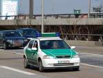 Opel Astra G Streifenwagen der Berliner Polizei, 01.04.09 Berliner Stadtautobahn ...