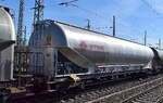 9-gattung-u-sonderwagen-silowagen-fotos/913340/grossvolumiger-staubgutwagen-vom-einsteller-ermewa-sa Großvolumiger Staubgutwagen vom Einsteller ERMEWA SA mit der Nr. 37 TEN 80 D-ERMD 9327 037-9 Uacns, Ladegut: Braunkohlestaub siehe auch UN-Nr. 40/1361 in einem Ganzzug am 15.04.26 Höhe Bahnhof Ruhland.  