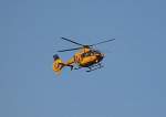 Leider nicht erkennbar welcher Eurocopter EC-135 Christoph Nr.? ADAC Rettungshubschrauber da ber Berlin-Karow flog am 17.08.09