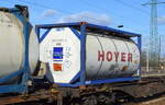 Tankcontainer der Fa. HOYER (UN-Nr. 60/2078 = Toluol-2,4-diisocyanat) am 21.02.17 Bf. Flughafen Berlin-Schönefeld.