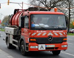 Ein MB ATEGO 1523 Abwasserentsorgungsfahrzeug der Fa.Ex-Rohr Notdienst am 12.04.16 Schönfeld bei Berlin.