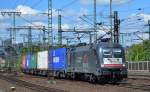 MRCE Dispolok 182 512-2 (ES 64 U2-012, Siemens Bj.2002) für TXL mit Containerzug bei der Durchfahrt Fulda Hbf. am 16.05.14