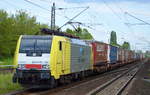 br-189--es-64-f4/584315/lte-netherlands-bv-mit-der-mrce LTE Netherlands B.V. mit der MRCE Dispo ES 64 F4-202/189 202-5 mit KLV-Zug am 23.07.17 Berlin-Hohenschönhausen.