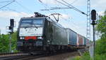 LTE Netherlands B.V. mit der MRCE Dispo ES 64 F4-210/189 210-8 und KLV-Zug Richtung Polen am 22.05.17 Berlin-Wuhlheide.