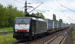 br-189--es-64-f4/585785/lte-netherlands-bv-mit-der-mrce LTE Netherlands B.V mit der MRCE Dispo ES 64 F4-210/189 210-8 mit KLV-Zug am 27.07.17 Berlin-Hohenschönhausen.