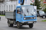 Ein älteres multicar champion fahrzeug mit Kippaufsatz eines Berliner Baustoffhändlers für Kieslieferungen am 20.04.16 Berlin-Weißensee.