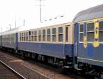 Hier ein farblicher Klassiker auch ehemalig der DB in dem Sonderzug am 12.01.12 gezogen von 1042 520-8 der Centralbahn AG.