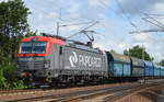 eu46-br-193-vectron/528833/pkp-cargo-mit-eu46-503193-503-und-schuettgutwagenzug PKP Cargo mit EU46-503/193-503 und Schüttgutwagenzug am 28.06.16 Berlin-Wuhlheide.