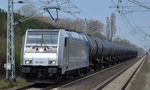 Railpool 185 692-1 (91 80 6185 692-1 D-Rpool, Bombardier Bj.2011) unterwegs mit einem Kesselwagenzug (Ethanol) am 06.04.16 Berlin-Hohenschnhausen.