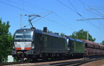 DB mit der MRCE Doppeltraktion X4 E - 615 + X4 E - 611 am 06.06.16 mit Erzzug in Berlin Wuhlheide.