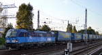 CD Cargo mit 383 002-3 und einem KLV-Zug (LKW WALTER Trailer) am 17.09.17 Berlin-Springpfuhl.