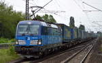 CD Cargo mit der Vectron 383 004-9 und KLV-ZUg (LKW-WALTER Trailer) am 27.07.17 Berlin-Hohenschönhausen.