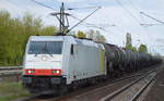 diverse-loks-und-gueterwagen/585930/ctl-mit-der-railpool-lok-185-637-6 CTL mit der Railpool-Lok 185 637-6 und Kesselwagenzug (leer) Richtung Stendell am 27.04.17 Berlin-Hohenschönhausen.