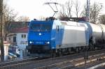 Noch mal von Nahem ITL Lok 185 524-6 (91 80 6185 524-6 D-ITL, Bombardier Bj.2003) mit Kesselwagenzug Richtung Bernau, 23.03.12 Berlin-Karow.