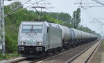 ITL 185 622-8 mit Kesselwagenzug am 23.05.16 Berlin-Hohenschnhausen.
