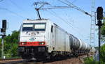 diverse-loks-und-gueterwagen/584532/itl-e-186-139-2-mit-kesselwagenzug ITL E 186 139-2 mit Kesselwagenzug am 15.06.17 Berlin-Wuhlheide.